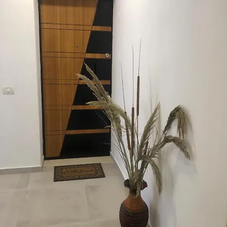 My In Durrës